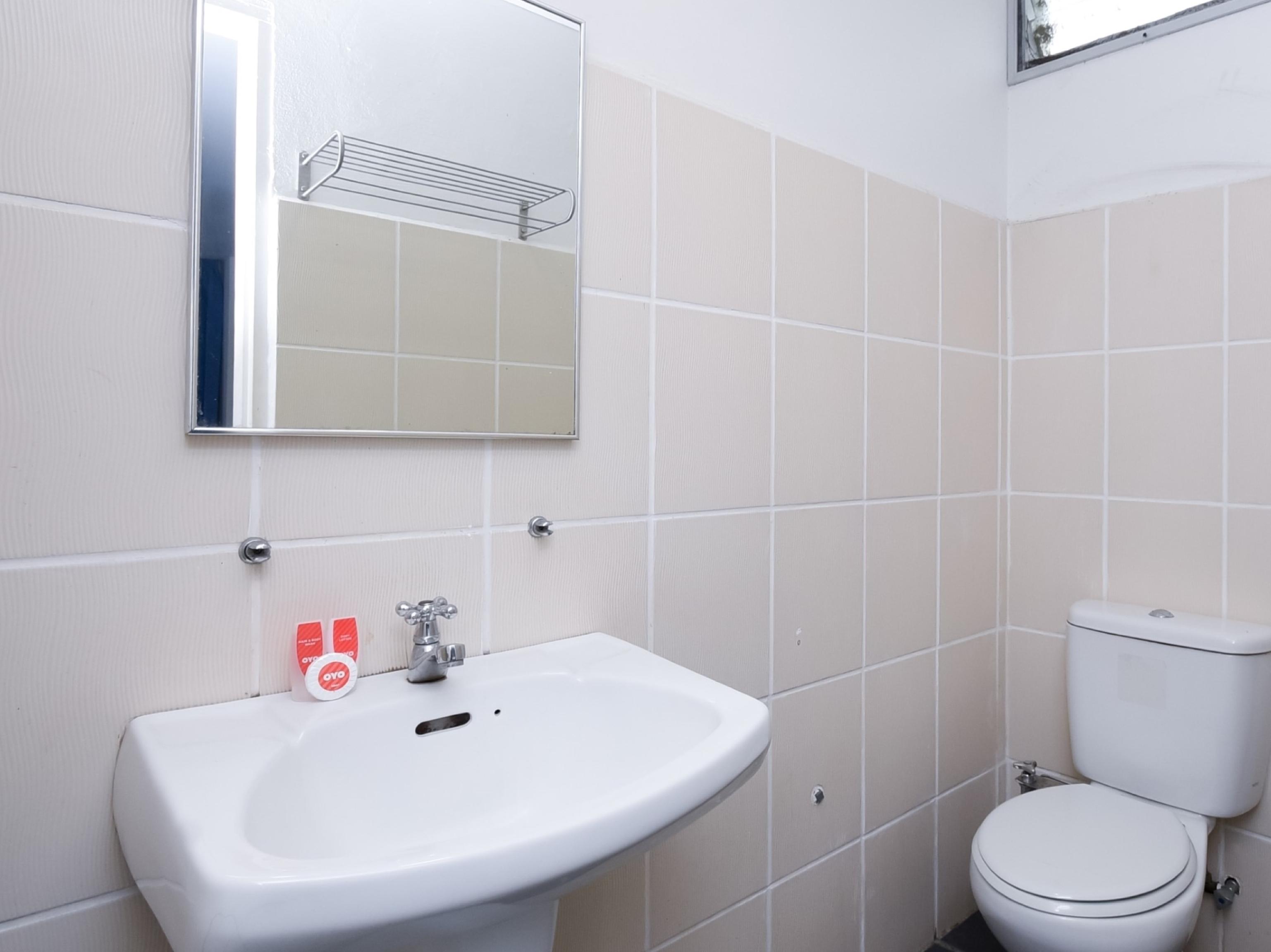 Super Oyo 89604 City Home Stay Miri Esterno foto