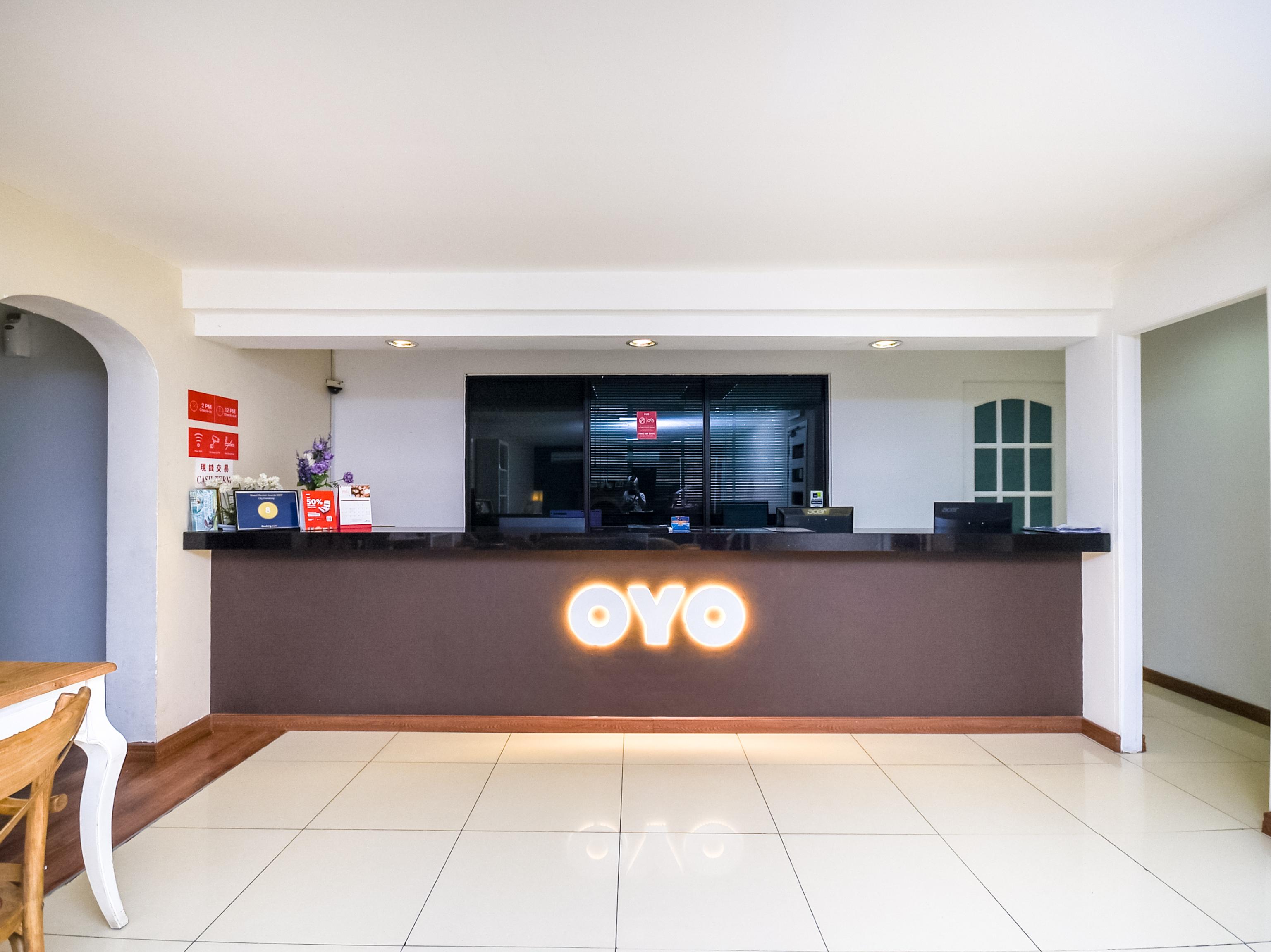 Super Oyo 89604 City Home Stay Miri Esterno foto