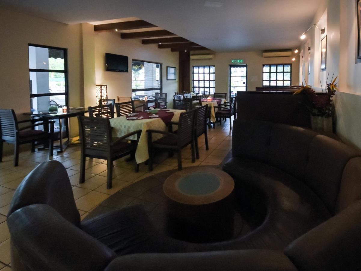 Super Oyo 89604 City Home Stay Miri Esterno foto