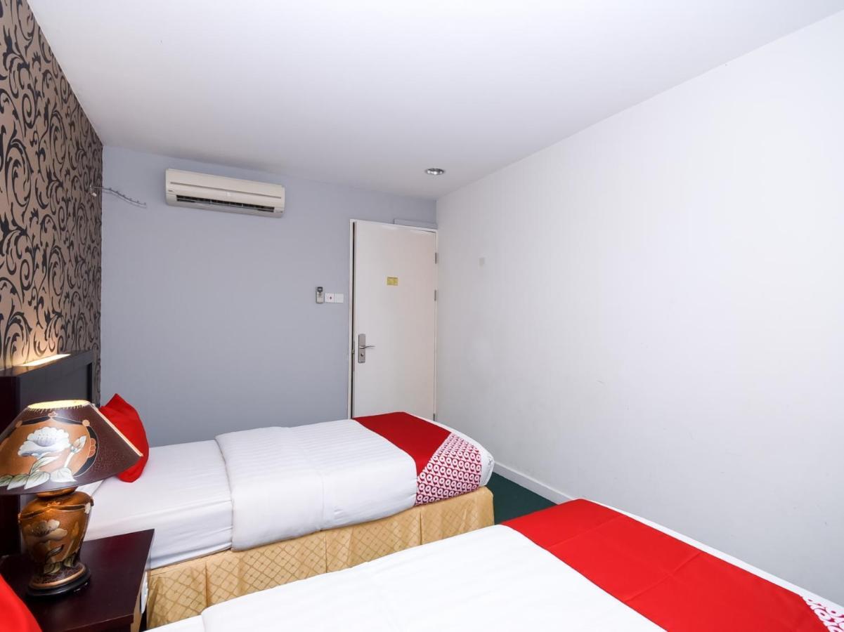 Super Oyo 89604 City Home Stay Miri Esterno foto